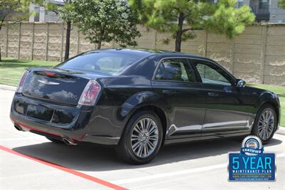 2014 Chrysler 300C JOHN VARVATOS LUXURY PKG NAV PANO 65K LOW MILES   - Photo 17 - Stafford, TX 77477