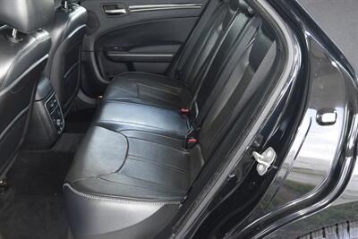 2014 Chrysler 300C JOHN VARVATOS LUXURY PKG NAV PANO 65K LOW MILES   - Photo 43 - Stafford, TX 77477