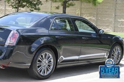 2014 Chrysler 300C JOHN VARVATOS LUXURY PKG NAV PANO 65K LOW MILES   - Photo 19 - Stafford, TX 77477