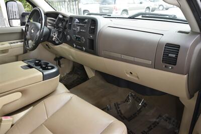 2013 Chevrolet Silverado 2500 LT   - Photo 40 - Stafford, TX 77477