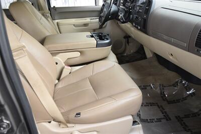 2013 Chevrolet Silverado 2500 LT   - Photo 41 - Stafford, TX 77477