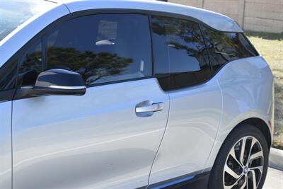 2015 BMW i3 EXT RANGE TERA 61K LOW MILE BROWN LTHR FRESH TRADE   - Photo 9 - Stafford, TX 77477