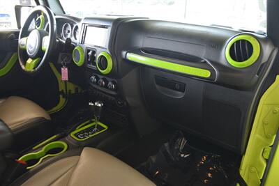 2016 Jeep Wrangler UNLIMITED RUBICON LIFTED LOTS OF MODS HEAD TURNER   - Photo 28 - Stafford, TX 77477