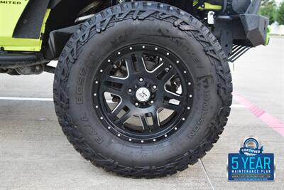 2016 Jeep Wrangler UNLIMITED RUBICON LIFTED LOTS OF MODS HEAD TURNER   - Photo 40 - Stafford, TX 77477