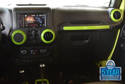 2016 Jeep Wrangler UNLIMITED RUBICON LIFTED LOTS OF MODS HEAD TURNER   - Photo 24 - Stafford, TX 77477