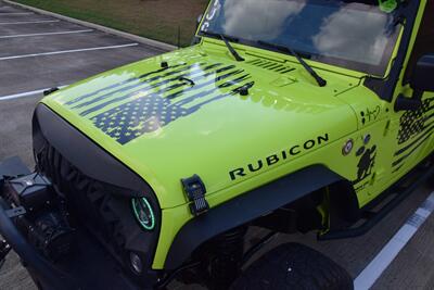 2016 Jeep Wrangler UNLIMITED RUBICON LIFTED LOTS OF MODS HEAD TURNER   - Photo 10 - Stafford, TX 77477