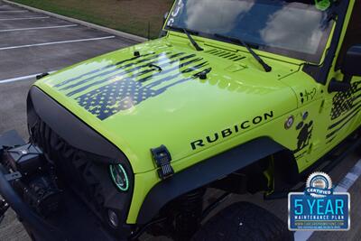 2016 Jeep Wrangler UNLIMITED RUBICON LIFTED LOTS OF MODS HEAD TURNER   - Photo 10 - Stafford, TX 77477
