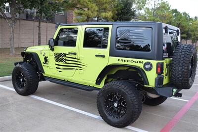 2016 Jeep Wrangler UNLIMITED RUBICON LIFTED LOTS OF MODS HEAD TURNER   - Photo 13 - Stafford, TX 77477