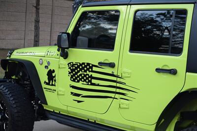 2016 Jeep Wrangler UNLIMITED RUBICON LIFTED LOTS OF MODS HEAD TURNER   - Photo 17 - Stafford, TX 77477