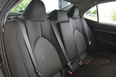 2020 Toyota Camry LE LOADED 1 TX LADY OWNER FRESH TRADE IN NICE   - Photo 38 - Stafford, TX 77477