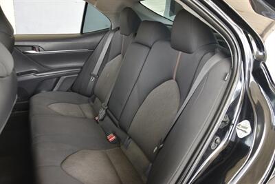2020 Toyota Camry LE LOADED 1 TX LADY OWNER FRESH TRADE IN NICE   - Photo 37 - Stafford, TX 77477