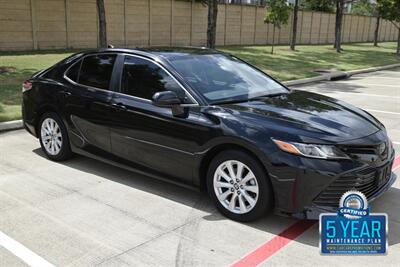 2020 Toyota Camry LE LOADED 1 TX LADY OWNER FRESH TRADE IN NICE   - Photo 4 - Stafford, TX 77477