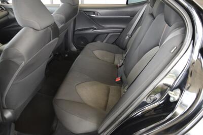 2020 Toyota Camry LE LOADED 1 TX LADY OWNER FRESH TRADE IN NICE   - Photo 35 - Stafford, TX 77477