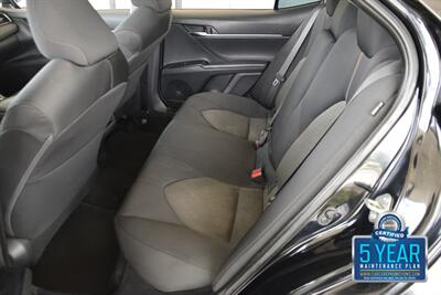 2020 Toyota Camry LE LOADED 1 TX LADY OWNER FRESH TRADE IN NICE   - Photo 35 - Stafford, TX 77477