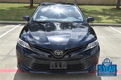 2020 Toyota Camry LE LOADED 1 TX LADY OWNER FRESH TRADE IN NICE   - Photo 2 - Stafford, TX 77477