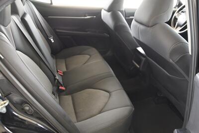 2020 Toyota Camry LE LOADED 1 TX LADY OWNER FRESH TRADE IN NICE   - Photo 36 - Stafford, TX 77477