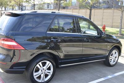 2012 Mercedes-Benz ML 350 4MATIC LTHR NAV ROOF BRAND NEW TIRES CLEAN   - Photo 16 - Stafford, TX 77477