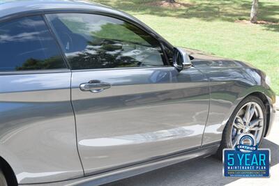 2015 BMW M235i SPORTS COUPE TECH/PREM PKG DRIVE ASST CLEAN   - Photo 18 - Stafford, TX 77477