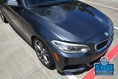 2015 BMW M235i SPORTS COUPE TECH/PREM PKG DRIVE ASST CLEAN   - Photo 11 - Stafford, TX 77477