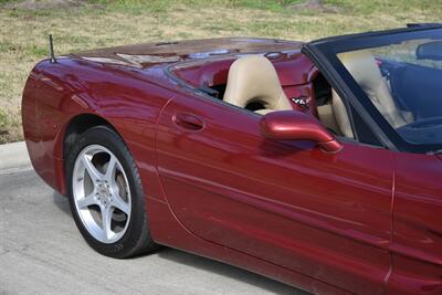 2002 Chevrolet Corvette CONVERTIBLE AUTOMATIC BEST COLOR COMBO CLEAN   - Photo 8 - Stafford, TX 77477