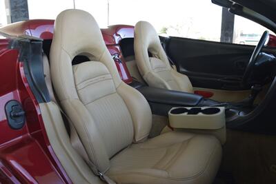 2002 Chevrolet Corvette CONVERTIBLE AUTOMATIC BEST COLOR COMBO CLEAN   - Photo 28 - Stafford, TX 77477
