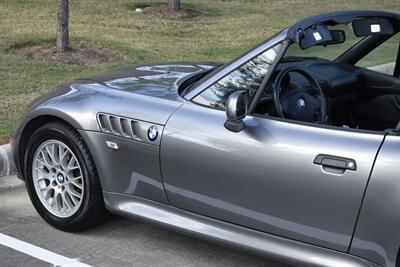 2002 BMW Z3 2.5i 5SPD MANUAL 38K ORIG MILES SPORTS WHLS CLEAN   - Photo 19 - Stafford, TX 77477