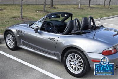 2002 BMW Z3 2.5i 5SPD MANUAL 38K ORIG MILES SPORTS WHLS CLEAN   - Photo 17 - Stafford, TX 77477