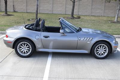 2002 BMW Z3 2.5i 5SPD MANUAL 38K ORIG MILES SPORTS WHLS CLEAN   - Photo 14 - Stafford, TX 77477