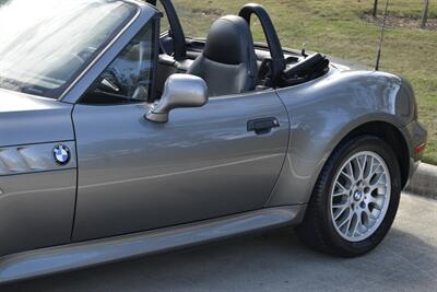 2002 BMW Z3 2.5i 5SPD MANUAL 38K ORIG MILES SPORTS WHLS CLEAN   - Photo 10 - Stafford, TX 77477