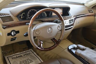 2008 Mercedes-Benz S 550 NAV HTD STS ROOF NEW TRADE CLEAN   - Photo 28 - Stafford, TX 77477