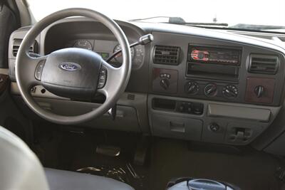 2006 Ford F-350 Super Duty Lariat Lariat 4dr Crew Cab   - Photo 32 - Stafford, TX 77477