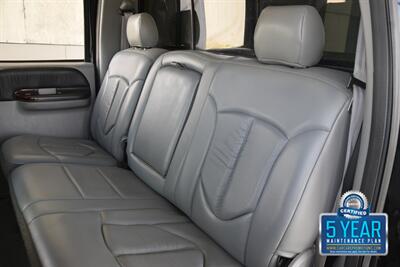 2006 Ford F-350 Super Duty Lariat Lariat 4dr Crew Cab   - Photo 28 - Stafford, TX 77477