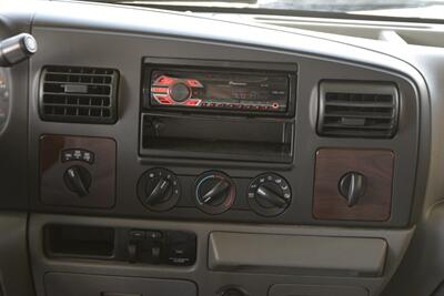 2006 Ford F-350 Super Duty Lariat Lariat 4dr Crew Cab   - Photo 34 - Stafford, TX 77477