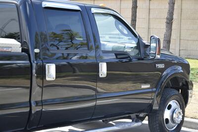 2006 Ford F-350 Super Duty Lariat Lariat 4dr Crew Cab   - Photo 3 - Stafford, TX 77477