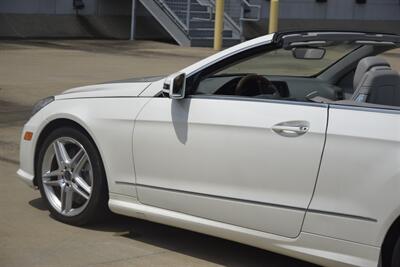 2013 Mercedes-Benz E 550 CABRIOLET TOP LOADED BEST COLOR COMBO   - Photo 17 - Stafford, TX 77477