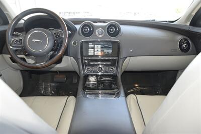 2015 Jaguar XJ L PORTFOLIO EDI NAV PANO ROOF BK/CAM FRESH TRADE   - Photo 26 - Stafford, TX 77477