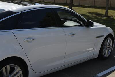 2015 Jaguar XJ L PORTFOLIO EDI NAV PANO ROOF BK/CAM FRESH TRADE   - Photo 18 - Stafford, TX 77477