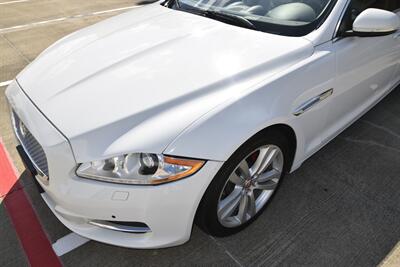 2015 Jaguar XJ L PORTFOLIO EDI NAV PANO ROOF BK/CAM FRESH TRADE   - Photo 10 - Stafford, TX 77477