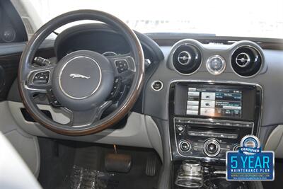 2015 Jaguar XJ L PORTFOLIO EDI NAV PANO ROOF BK/CAM FRESH TRADE   - Photo 24 - Stafford, TX 77477