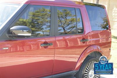 2016 Land Rover LR4 HSE LUX NAV BK/CAM HTD STS ROOF PREM WHLS   - Photo 9 - Stafford, TX 77477