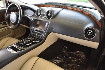 2014 Jaguar XJ L PORTFOLIO NAV BK/CAM HTD/AC STS FRESH TRADE   - Photo 29 - Stafford, TX 77477