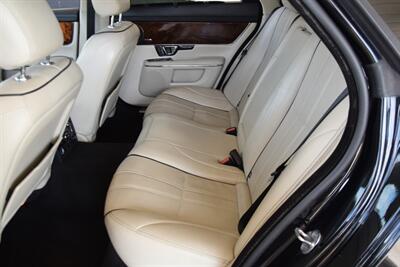 2014 Jaguar XJ L PORTFOLIO NAV BK/CAM HTD/AC STS FRESH TRADE   - Photo 36 - Stafford, TX 77477