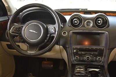 2014 Jaguar XJ L PORTFOLIO NAV BK/CAM HTD/AC STS FRESH TRADE   - Photo 24 - Stafford, TX 77477