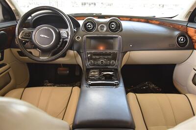 2014 Jaguar XJ L PORTFOLIO NAV BK/CAM HTD/AC STS FRESH TRADE   - Photo 26 - Stafford, TX 77477