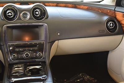 2014 Jaguar XJ L PORTFOLIO NAV BK/CAM HTD/AC STS FRESH TRADE   - Photo 25 - Stafford, TX 77477