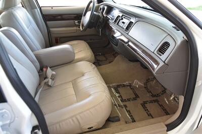2010 Mercury Grand Marquis LS 56K ORIG LOW MILES LTHR INT FRESH TRADE NICE   - Photo 30 - Stafford, TX 77477