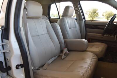 2010 Mercury Grand Marquis LS 56K ORIG LOW MILES LTHR INT FRESH TRADE NICE   - Photo 32 - Stafford, TX 77477