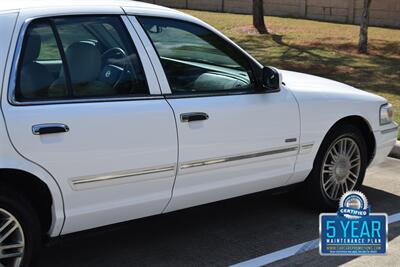 2010 Mercury Grand Marquis LS 56K ORIG LOW MILES LTHR INT FRESH TRADE NICE   - Photo 18 - Stafford, TX 77477