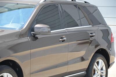 2013 Mercedes-Benz ML350 NAV BK/CAM HTD STS S/ROOF 62K MILES CLEAN   - Photo 9 - Stafford, TX 77477