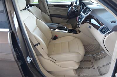 2013 Mercedes-Benz ML350 NAV BK/CAM HTD STS S/ROOF 62K MILES CLEAN   - Photo 38 - Stafford, TX 77477